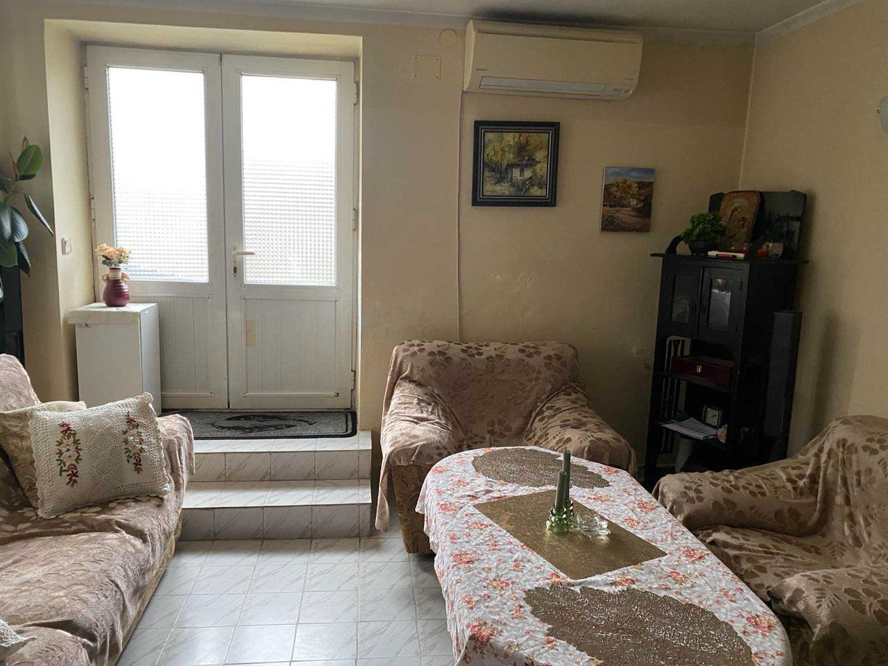 Продава се Къща в Карлово - 292 кв.м за 682 €/кв.м - Снимка #12