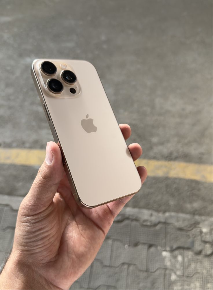 iPhone 16 pro 256 e sim obmen 16 pro max faqat oq rangiga idealiga