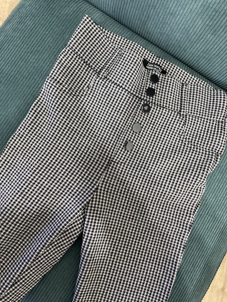Плътен клин Zara