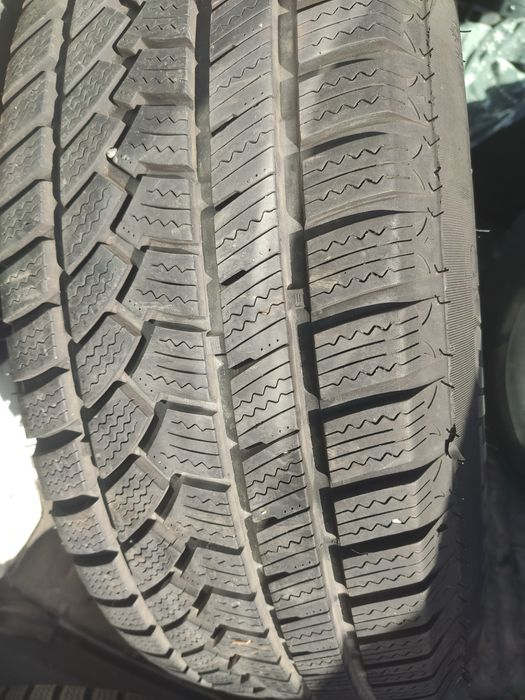 Комплект зимни гуми с джанти Ауди 235/65/R17