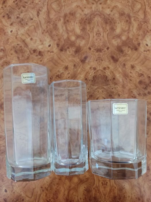 Бокалы luminarc  и чайные чашки