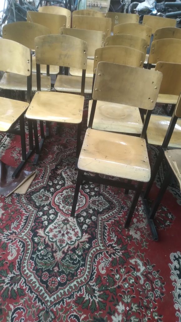 Продаётся стуля в отличном состоянии