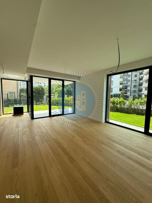 Apartament 4 camere cu curte