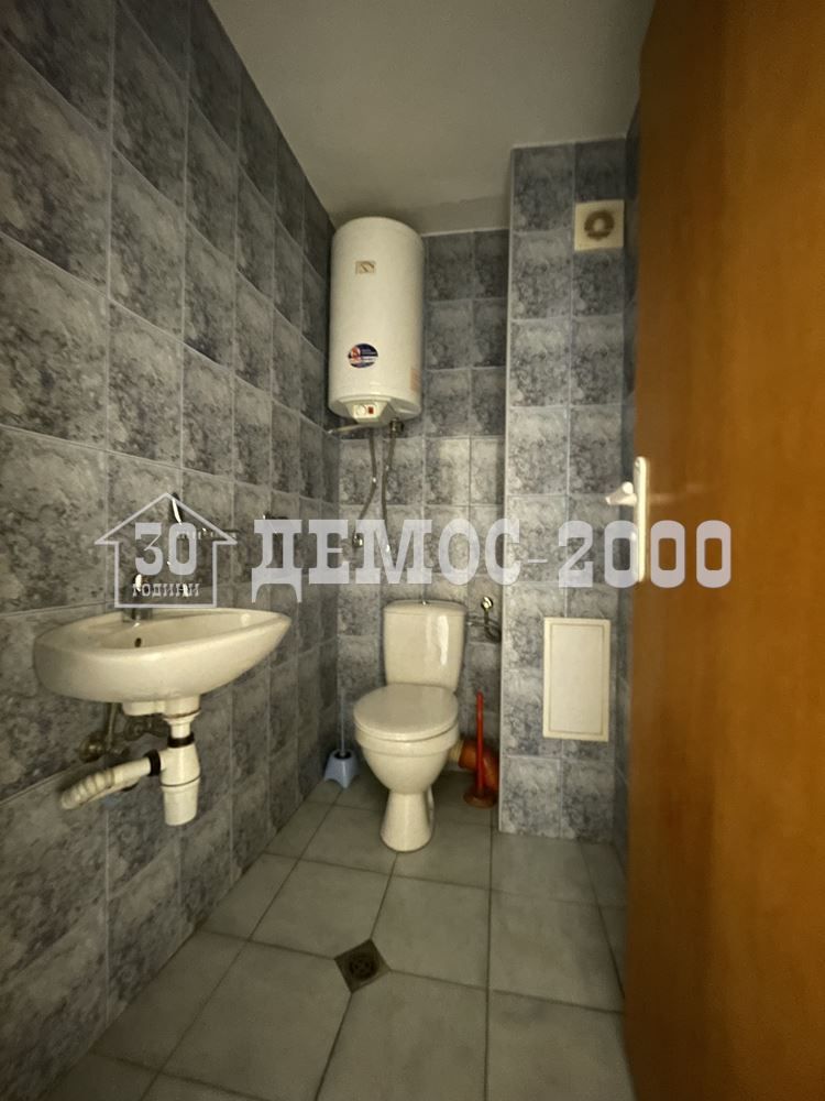 Дава се под наем Офис в Варна, Завод Дружба - 120 кв.м за 739.5 € - Снимка #8