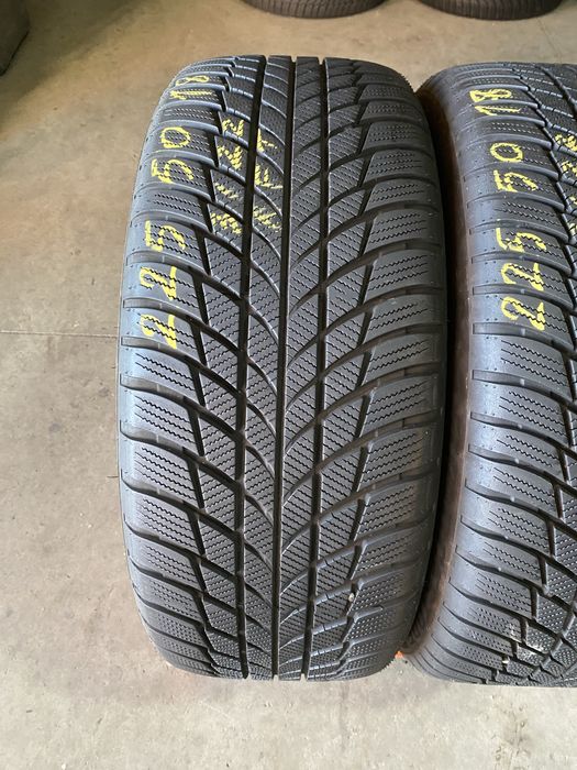 Anvelope iarna 225/50/18 Bridgestone Blizzak LM001 RFT 225 50 18 R18