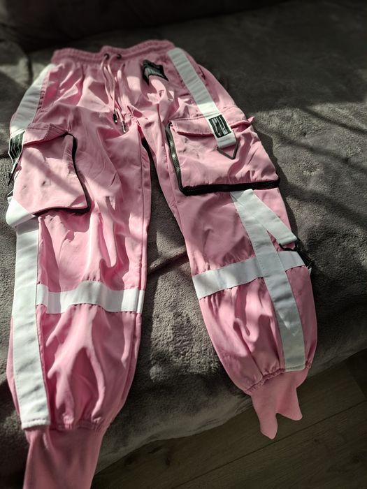 Pantaloni dama mărimea xs