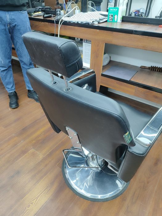Парикмахерский кресло