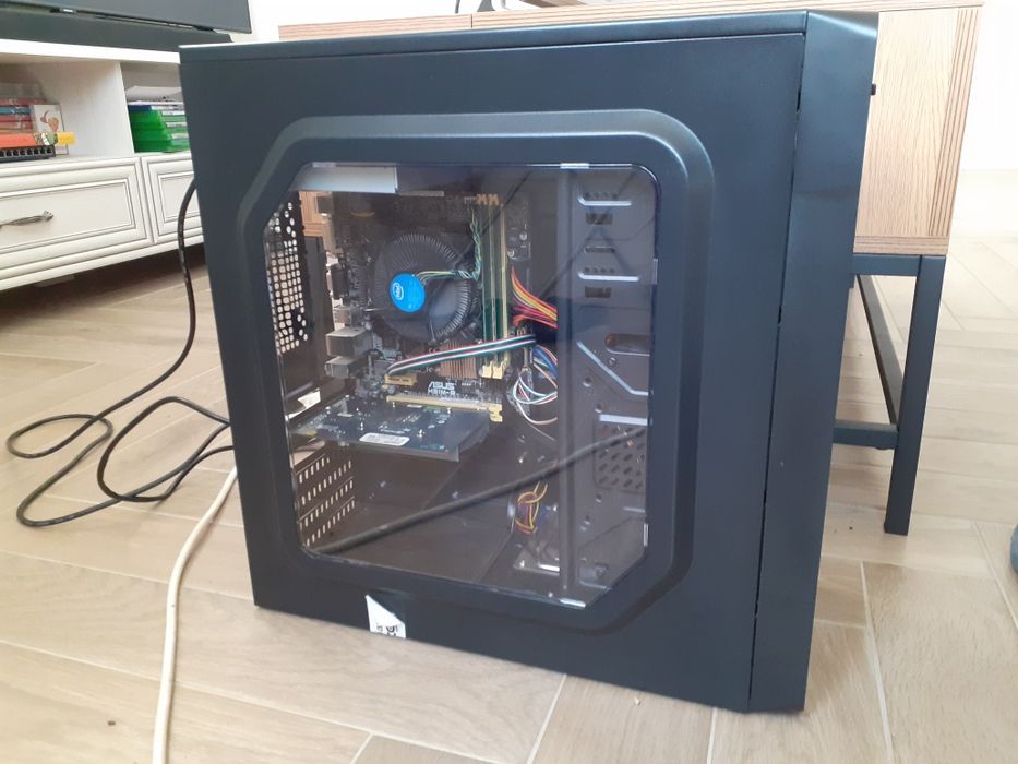 Vând PC gaming i3 generația a 4-a