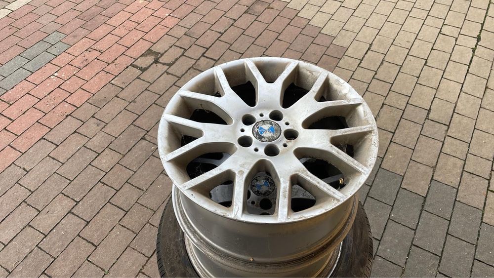 Piese originale BMW grile,jante,portbagaj si anvelope