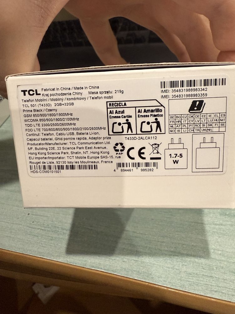 Telefon NOU TCL 501