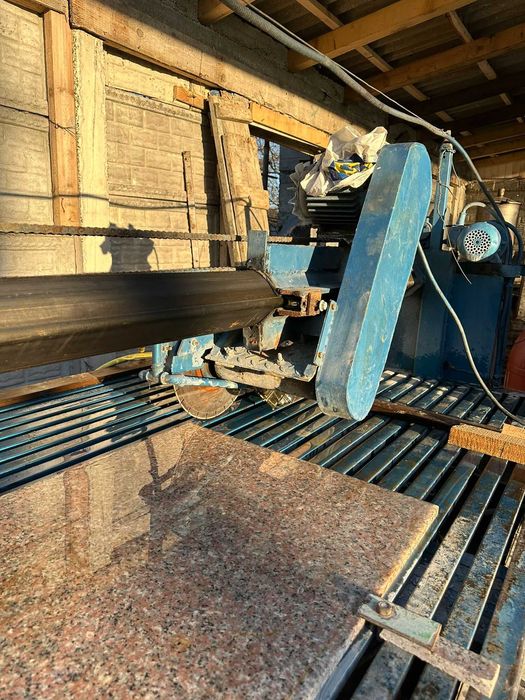 Masina electrica de taiat marmura