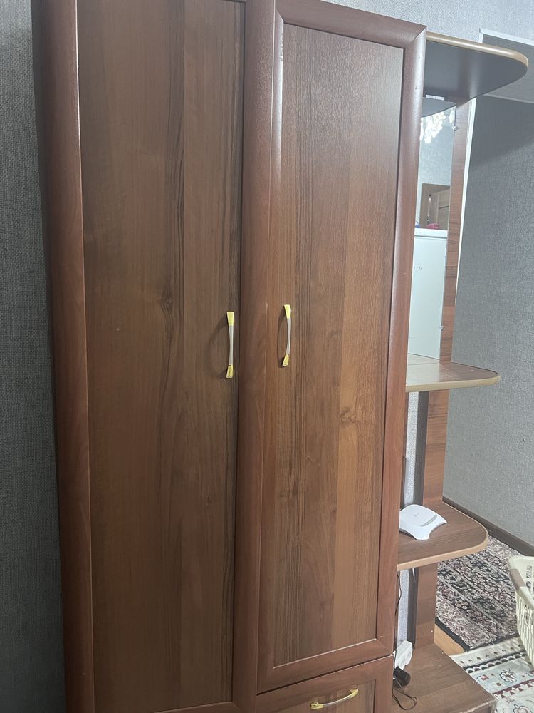 Продам для прихожей