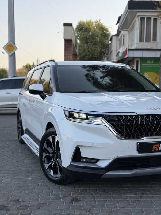 Kia karnival holati tinu tozza moshina 10000-km probeg