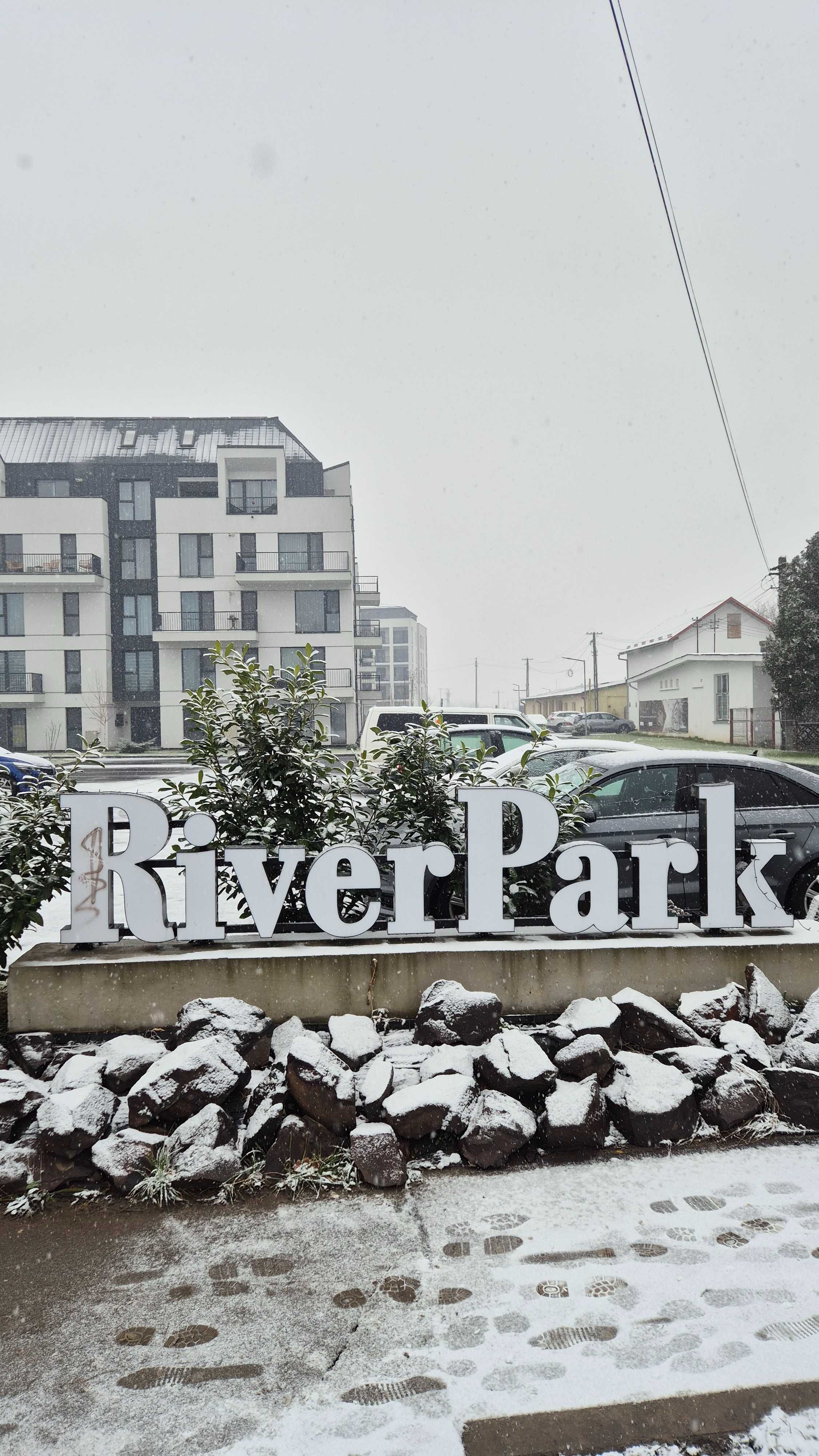Ap 3 camere FINISAT cu bucatarie INCLUSA predare imediata! River Park