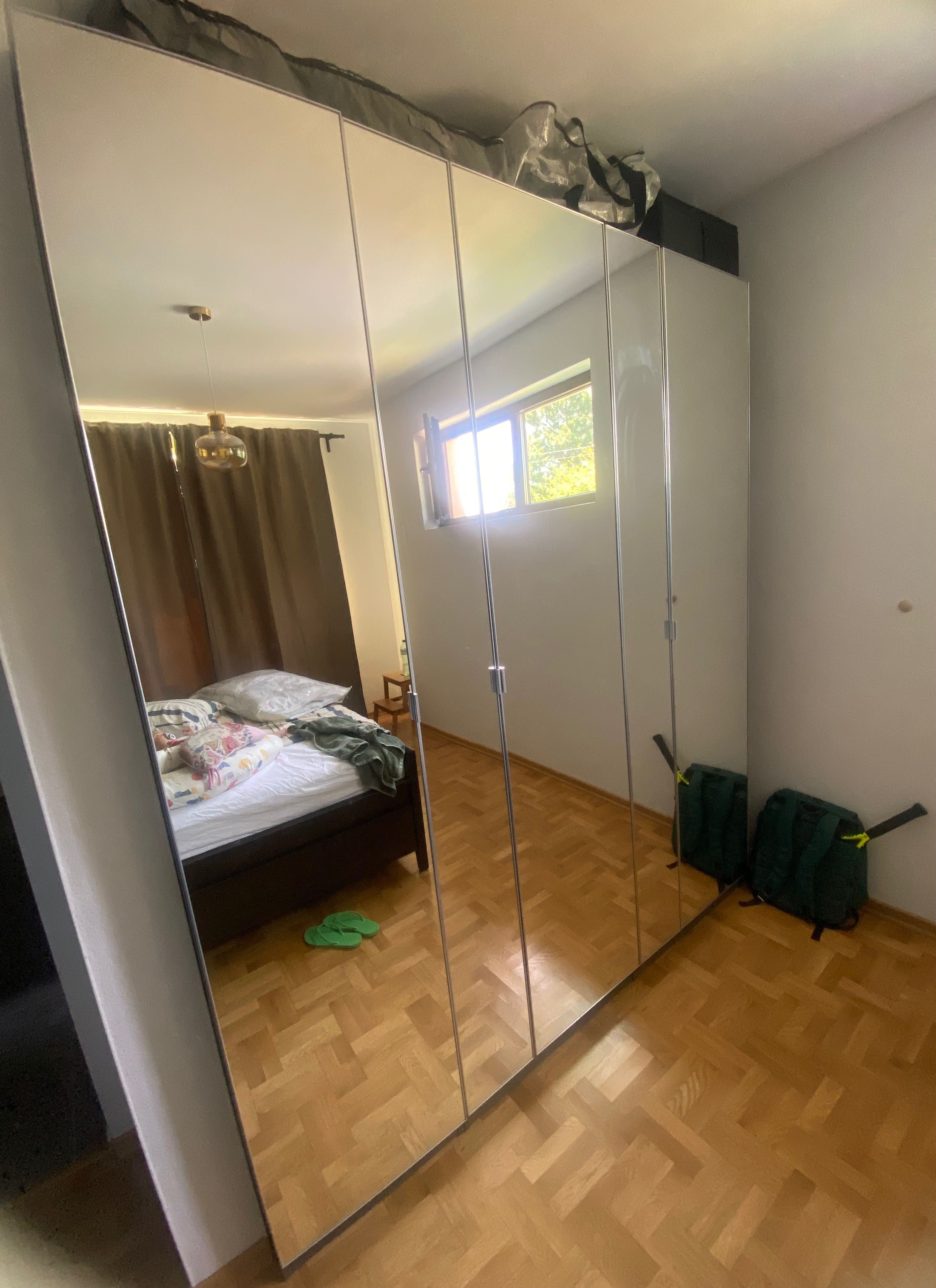 Врати за гардероби ikea pax огледала