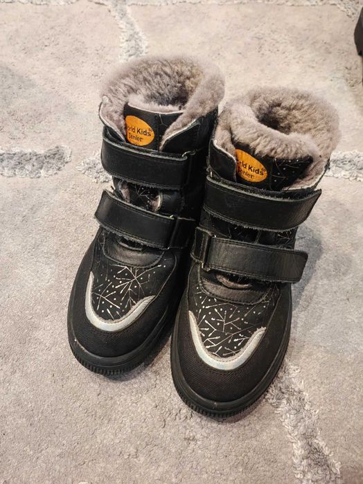 Зимни боти за момиче