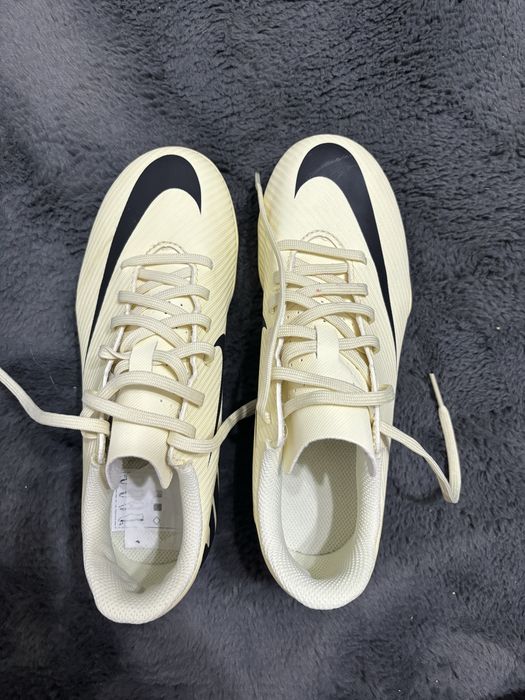 Crampoane nike Mercurial