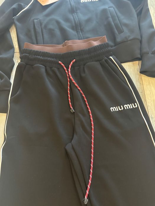 Дамски комплект нов