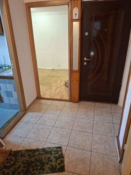 vand apartament 2 camere cofort 1 dec zona brosteni