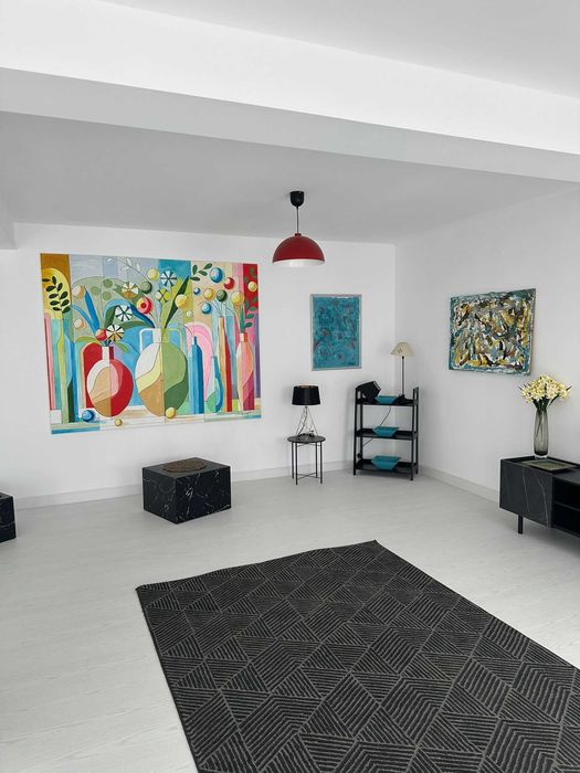 VIND imobil ultracentral singur in curte ALEEA  Democratiei nr 8