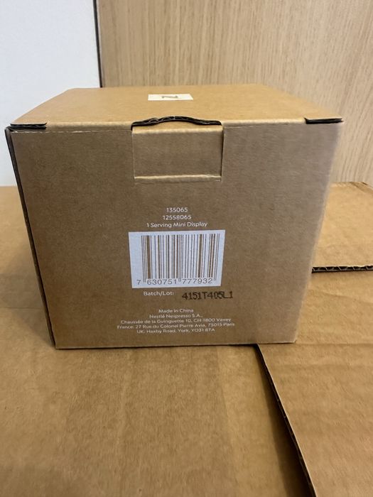 Espressor Nespresso Inissia NOU Sigilat Negru + Minibol capsule