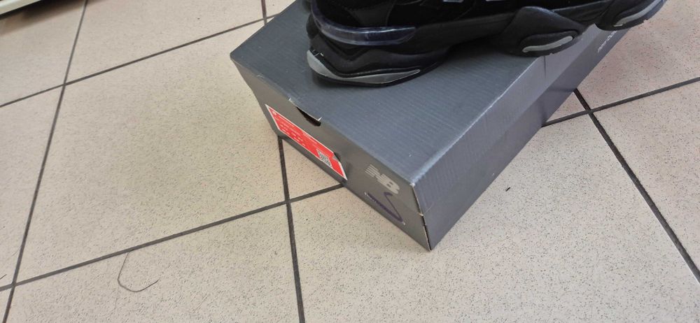 Маратонки New Balance