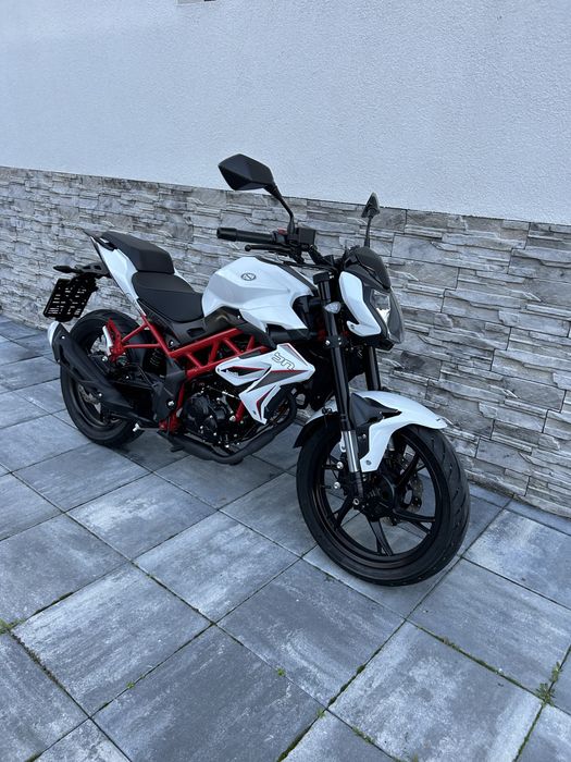 Benelli BN 125,2023-3.400km Impecabil