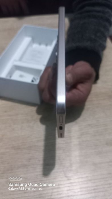 Honor 400 5g 8 azu 256gb