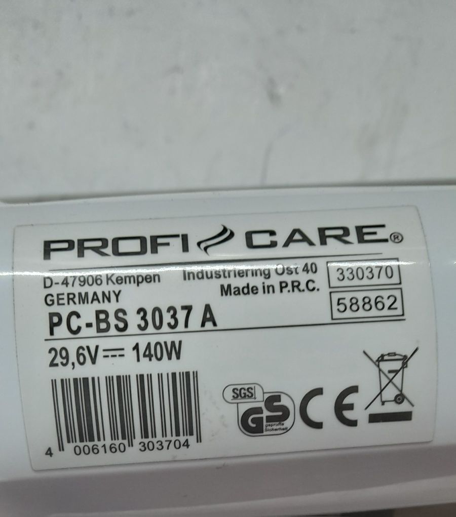 Aspirator profi care pc  bs 3037 cu acumulatori litiu ion