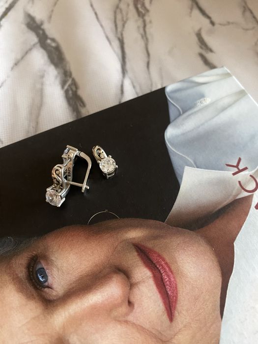 Продам серебрянные наборы , кольца