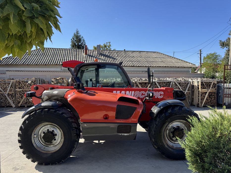 Manitou MLT 735.