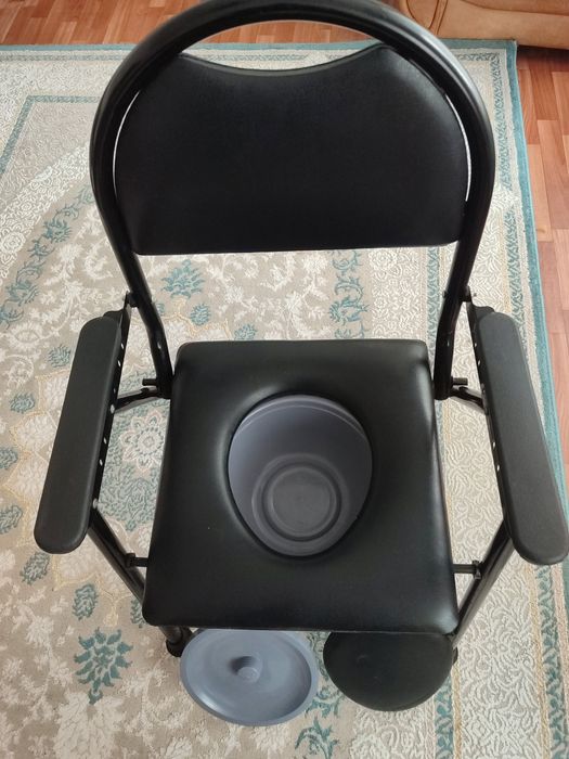 Кресло туалет для инвалидов