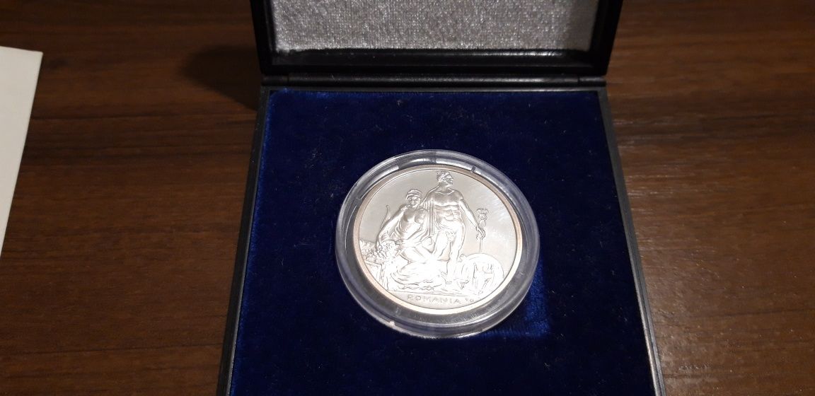 Monedă aniversară Bursa de Valori