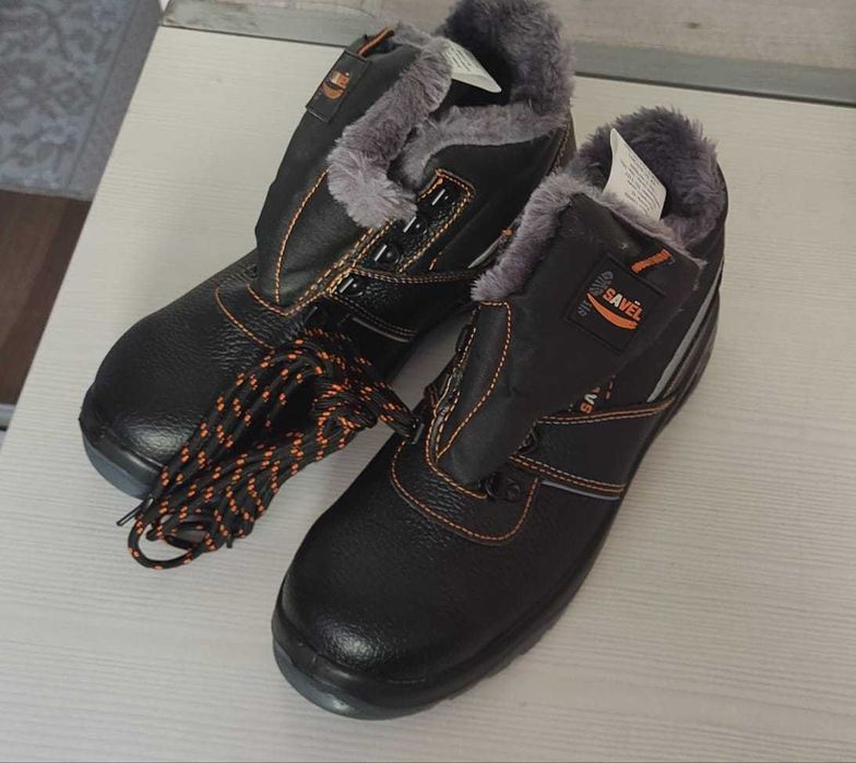 Новые зимние рабочие ботинки