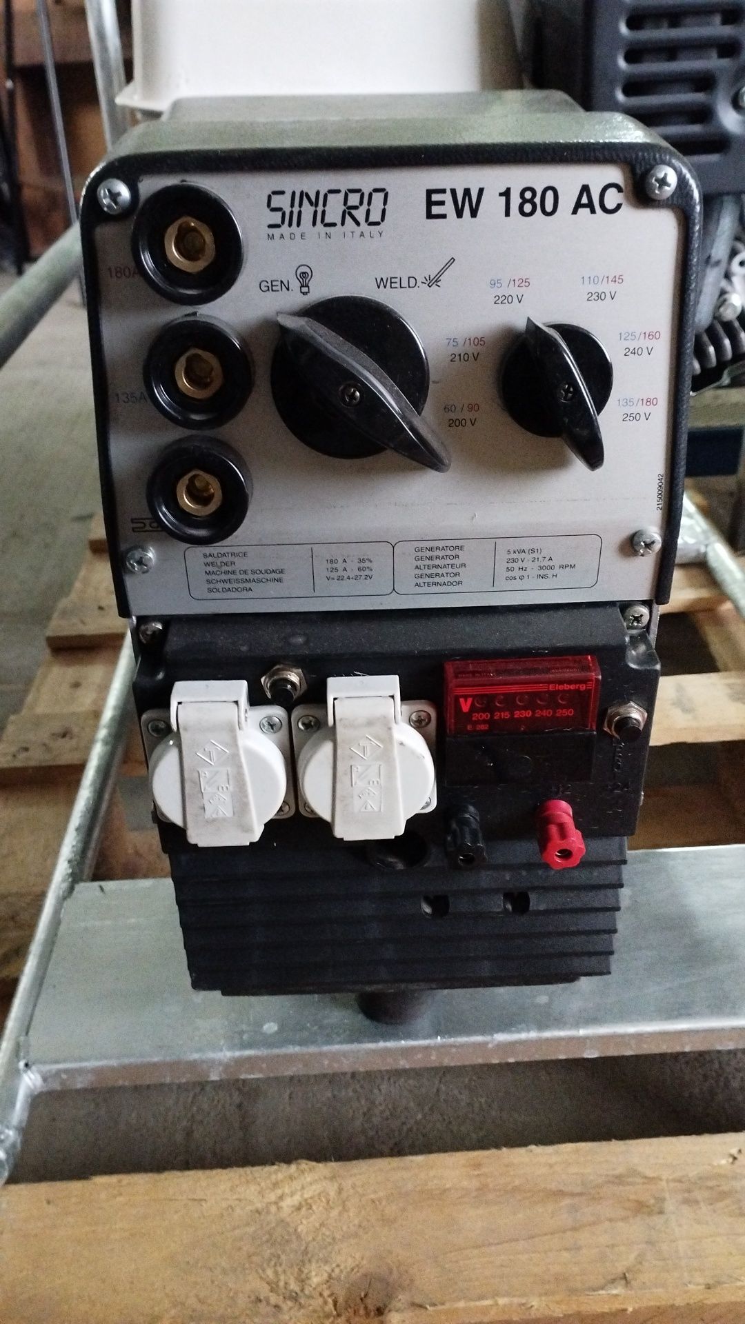 Generator curent ,3.5kwa,4.5kwa monofazic și trifazic