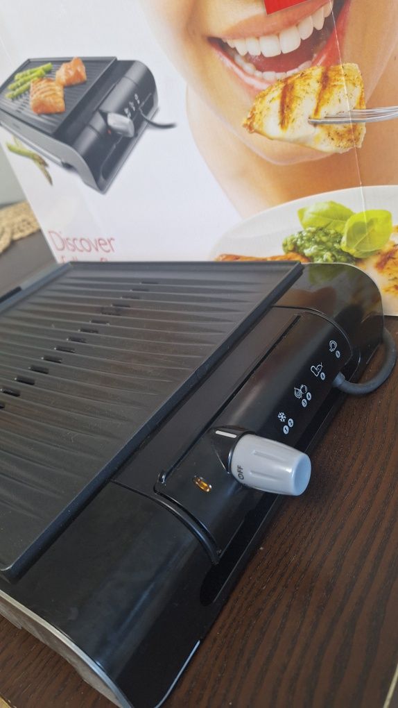 Grătar electric Philips HD4417