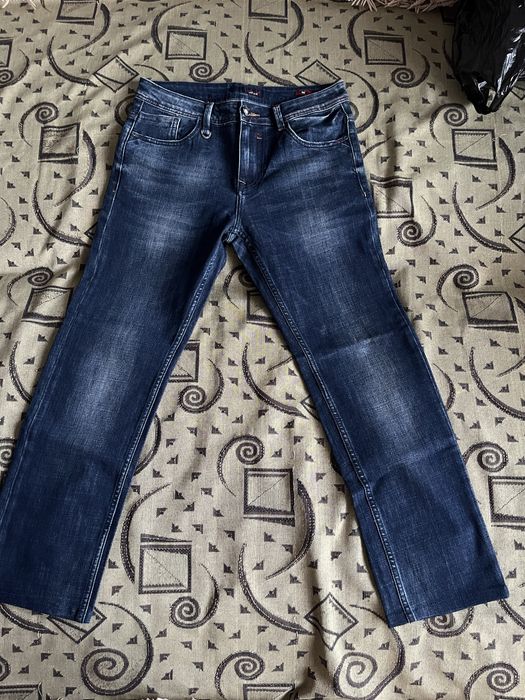 Продам мужские  джинсы