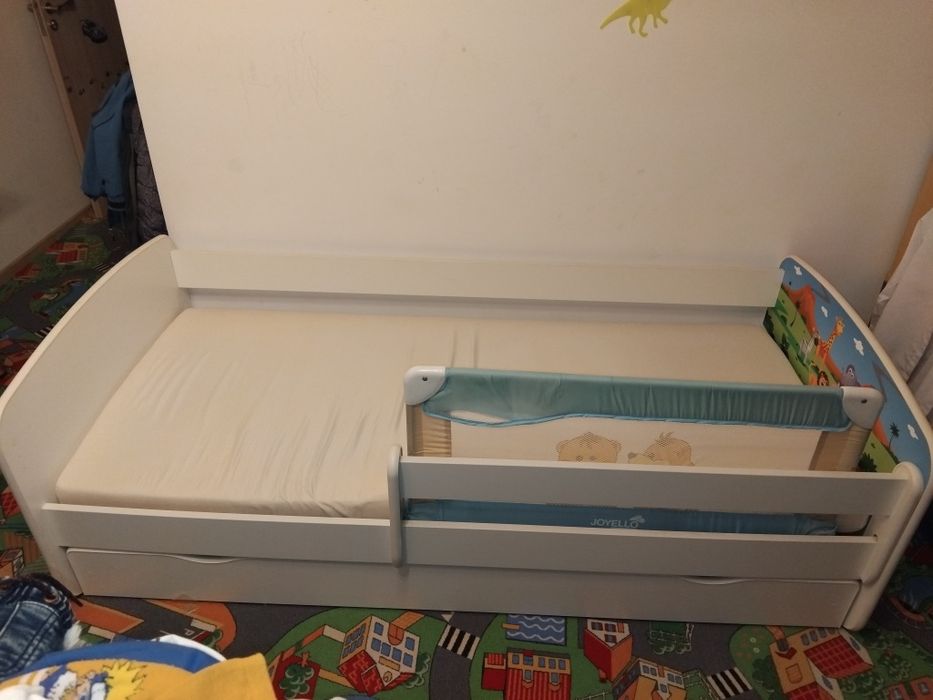 Pat copii cu spatiu depozitare si saltea inclusa