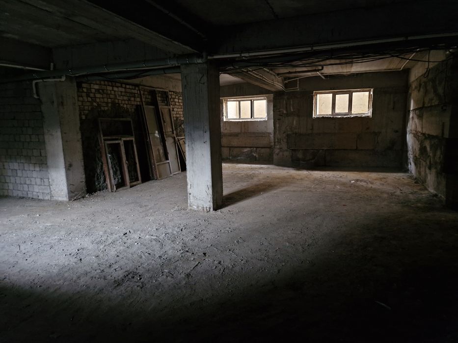 Mahtumkuli, Makro, Noturar 250m² Podval. Комерческое помещение