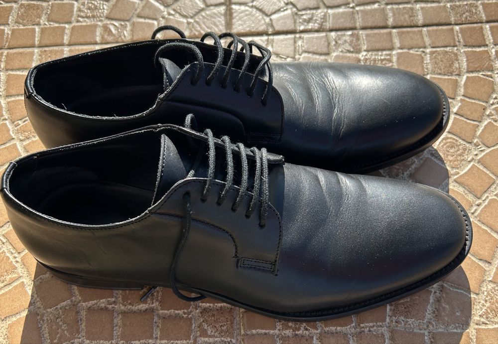 Vând pantofi Armani