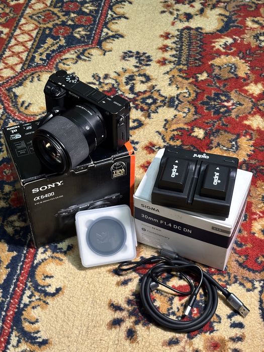 Продам камеру sony а6400