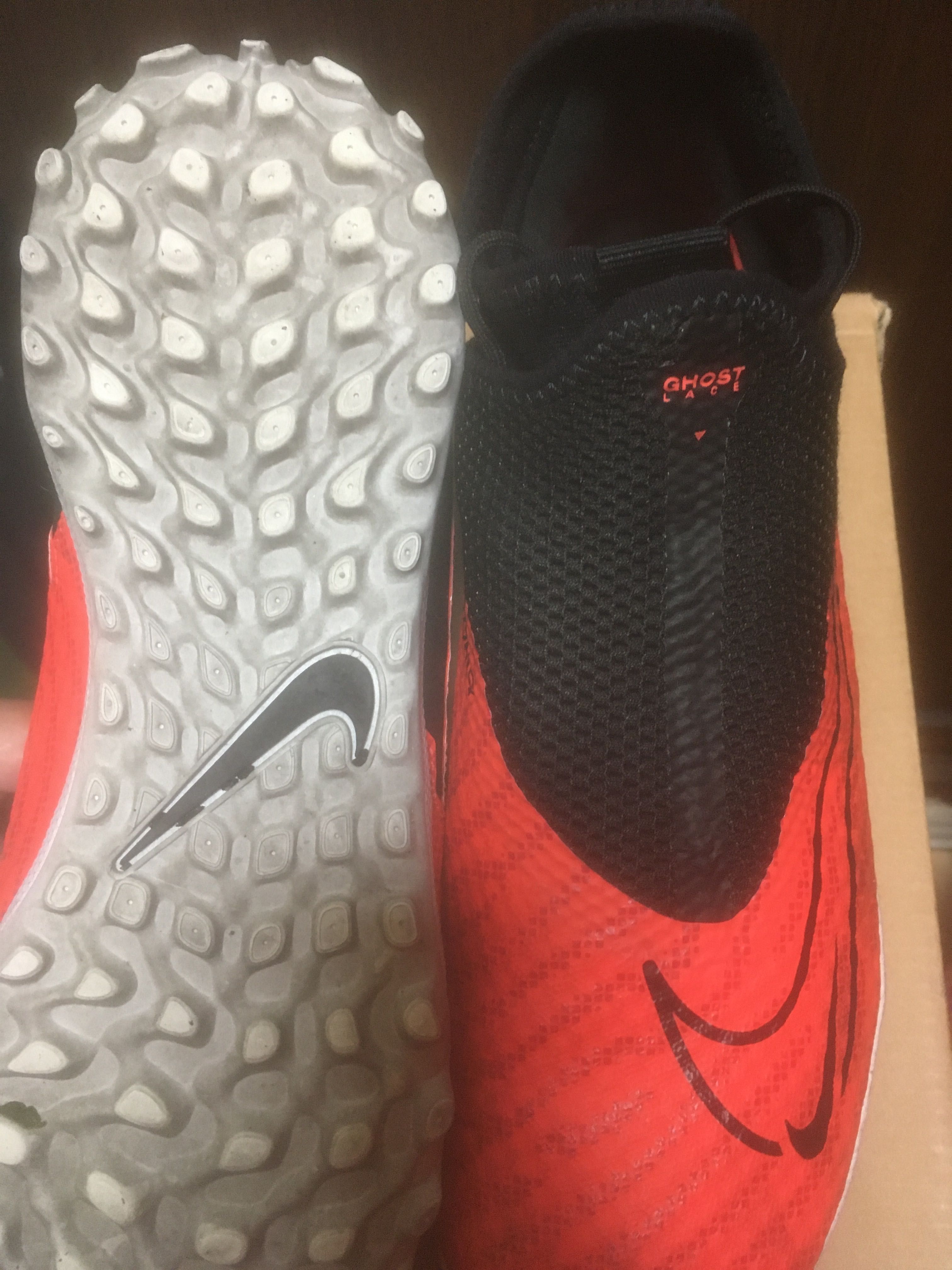 Nike phantom 42.5