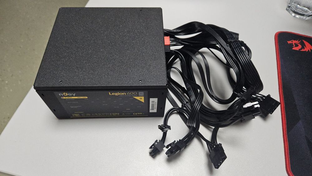 Vand sursa Legion 600 W 80Plus Silver