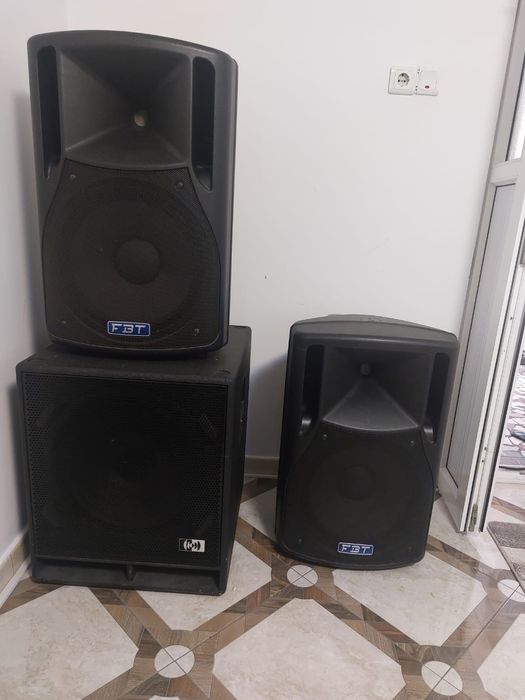 Subwoofer activ Montarbo BX181A și 2 FBT Himaxx60a.