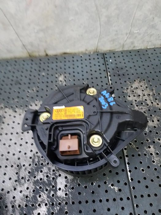 Aeroterma ventilator habitaclu 1.9 tdi audi a4 b6 8e 8e1820021e