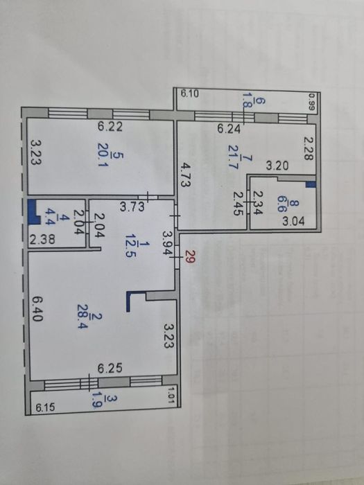 Продам квартиру, совмещенную из двух квартир,  в центре,  на втором эт
