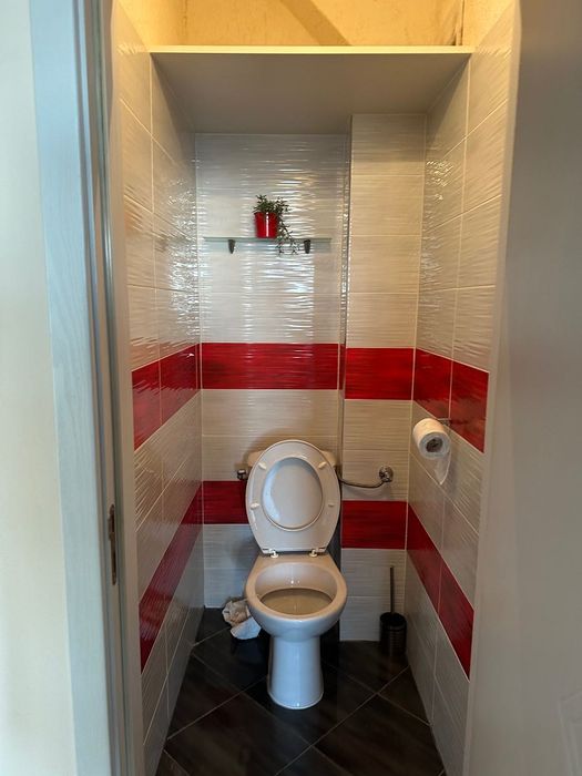 Дава се под наем Тристаен апартамент в София, Гео Милев - 90 кв.м за 663 € - Снимка #19