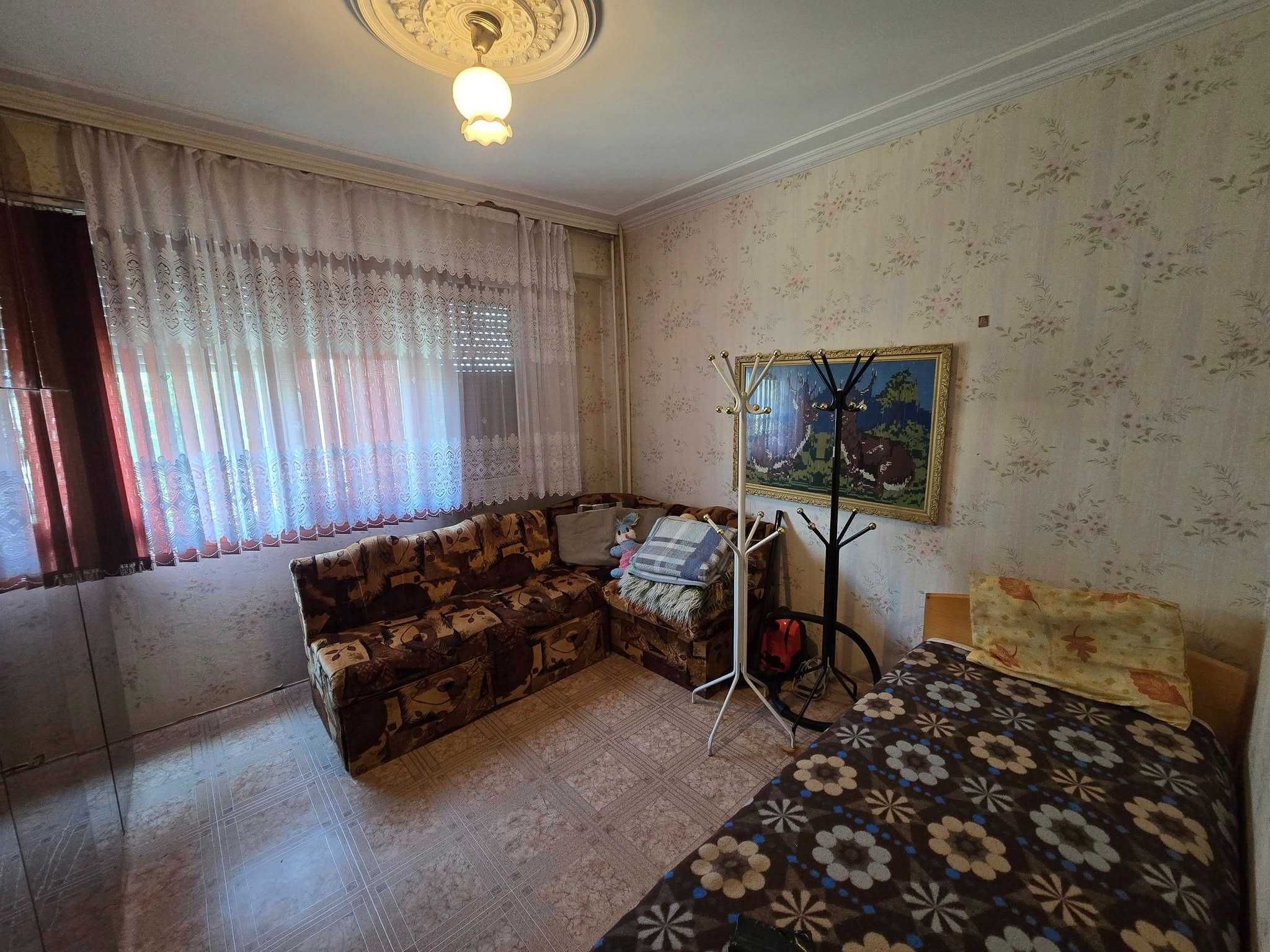 Тристаен апартамент