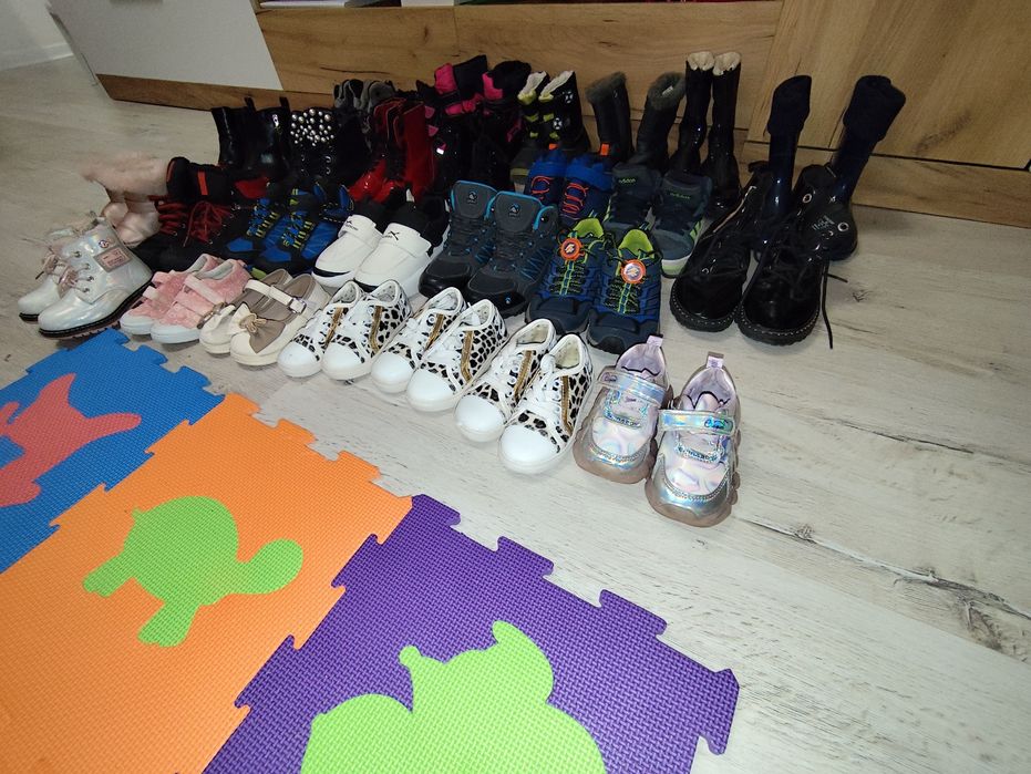 Lot încălțăminte diferite mărimi