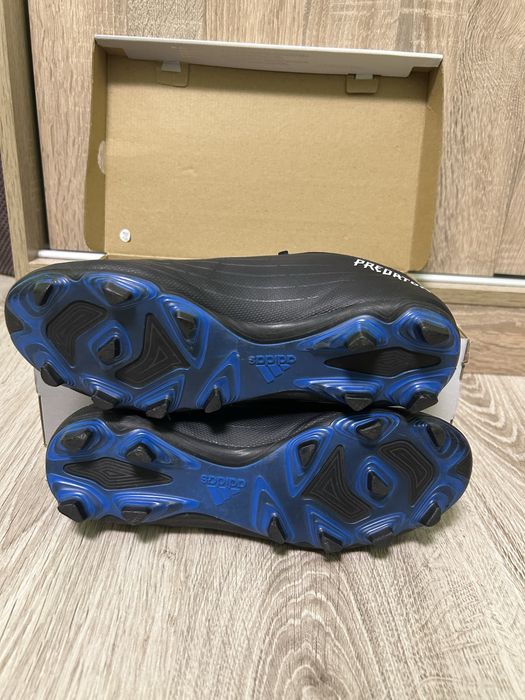 Бутонки на ADIDAS Predator